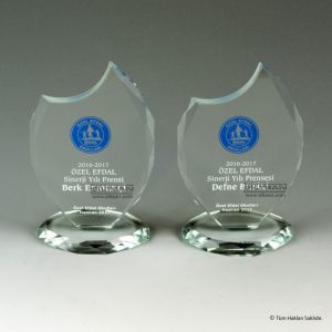 Kristal cam plaket KP-05